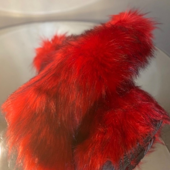 Red Faux Fur Knee Boots sizes 6.5,7,7.5,8,9.5,10,11.5,12 - Picture 4 of 7